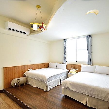 台東1314電梯民宿 T'ai-tung Extérieur photo